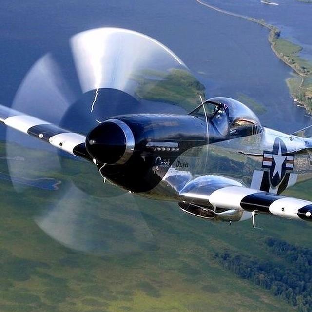 Bu5BElZIEAArVWh.jpg:large