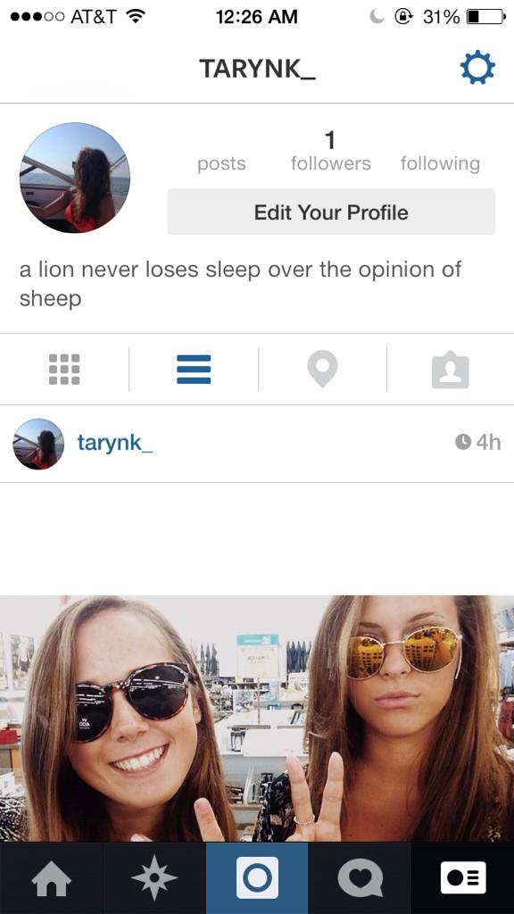 tarynittttup's tweet image. team no friends #1follower