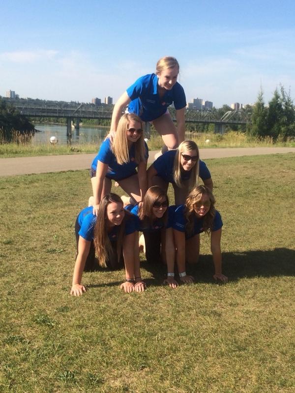 Team work <a href="/katdoerksen16/">Katherine Doerksen</a> <a href="/jestynmurphy/">Jes✌</a> <a href="/corrynbrown4/">Corryn Brown</a> <a href="/vronsmitty/">veronica smith</a> @k_streif <a href="/sandraschmirler/">Sandra Schmirler Foundation</a>