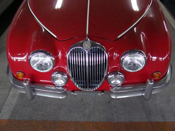 raidenkov's tweet photo. #CarTalk #CarNerds #GuessThatModel (hint: fancy style, but not British) #automotive #auctions - your ultimate source! http://t.co/cNLnbEesCC