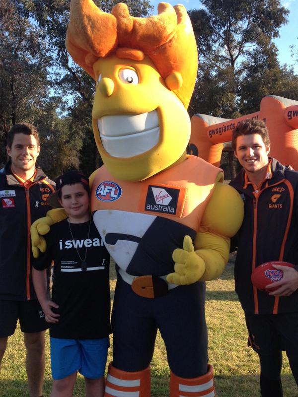 WhiteRibbonAust's tweet photo. WR and @GWS_Giants event on right now at Wrights Reserve in Quakers Hill. Head over for a free BBQ and more!!! http://t.co/k7fqS7bGPv