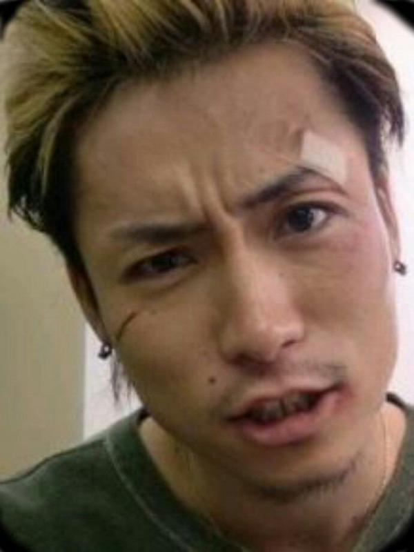 Tetsuya Exile Ldh画像 على تويتر 絆創膏をしてやんちゃな顔をするtetsuya T Co Jocgkwkoox