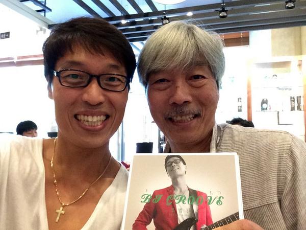 배철수 형님께서 앨범 응원해주시며 한 컷