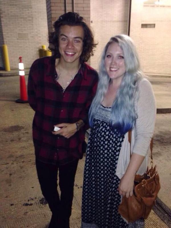 1Dir_Worldwide's tweet photo. 今日のHarryとファン🙈❤️#6 http://t.co/TIPAhkz5rH