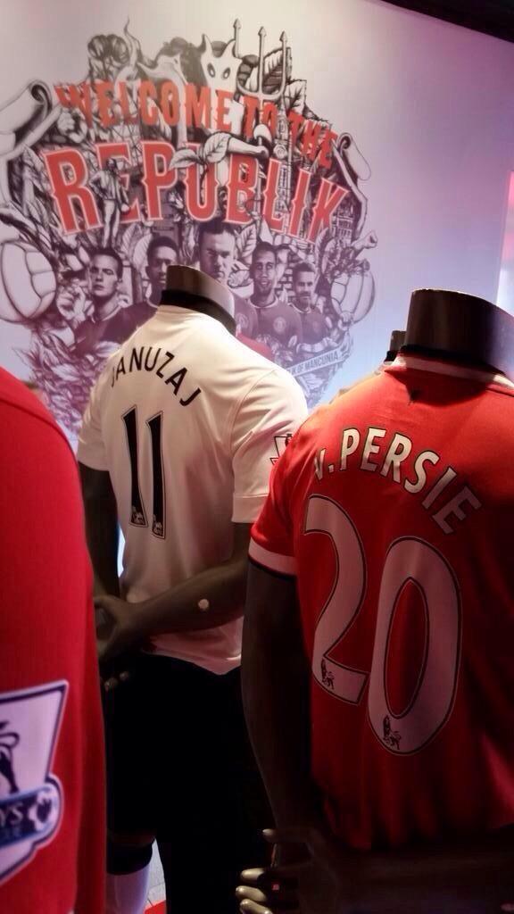 Official: Adnan Januzaj is the new number 11. Shirts are being sold in the official megastore. #AdnanJanuzaj11