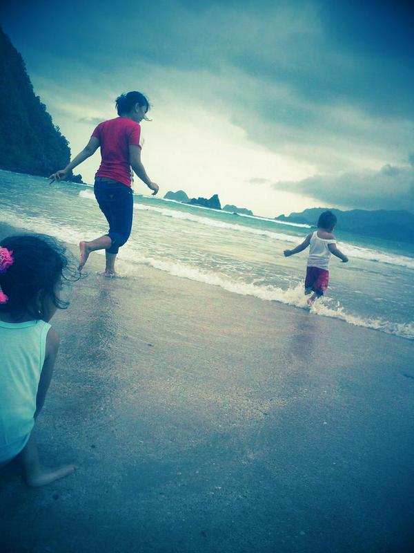 aguslableadv's tweet photo. Pulau merah-  kab. Banyuwangi http://t.co/hvOb6GwEL2
