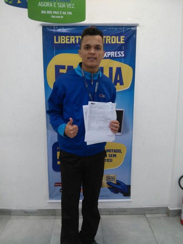 edicleciojds's tweet photo. @GarciaDealer @gracitim @gigijornalista @Power_Dealer @10Afrodrigues @EglaePereira @danielbastostim #gigantechegou http://t.co/8dcvzLpfzU