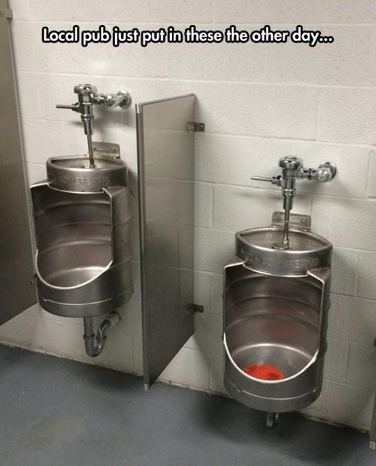 MensHumor's tweet photo. Local pub doing it right... http://t.co/zTvBdOxAZf