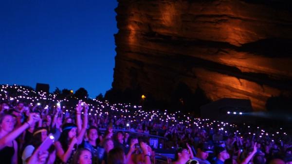 THERainbowBeard's tweet image. Best Show I've EVER SEEN at Red Rocks! @paramore 's energy was unbelievable! 😆🙏🌈 @yelyahwilliams @schzimmydeanie
