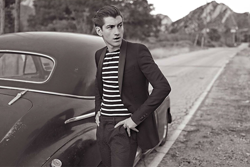 ArcticMonkeysM's tweet photo. Alex en GQ Magazine France http://t.co/zqngy4MVrV
