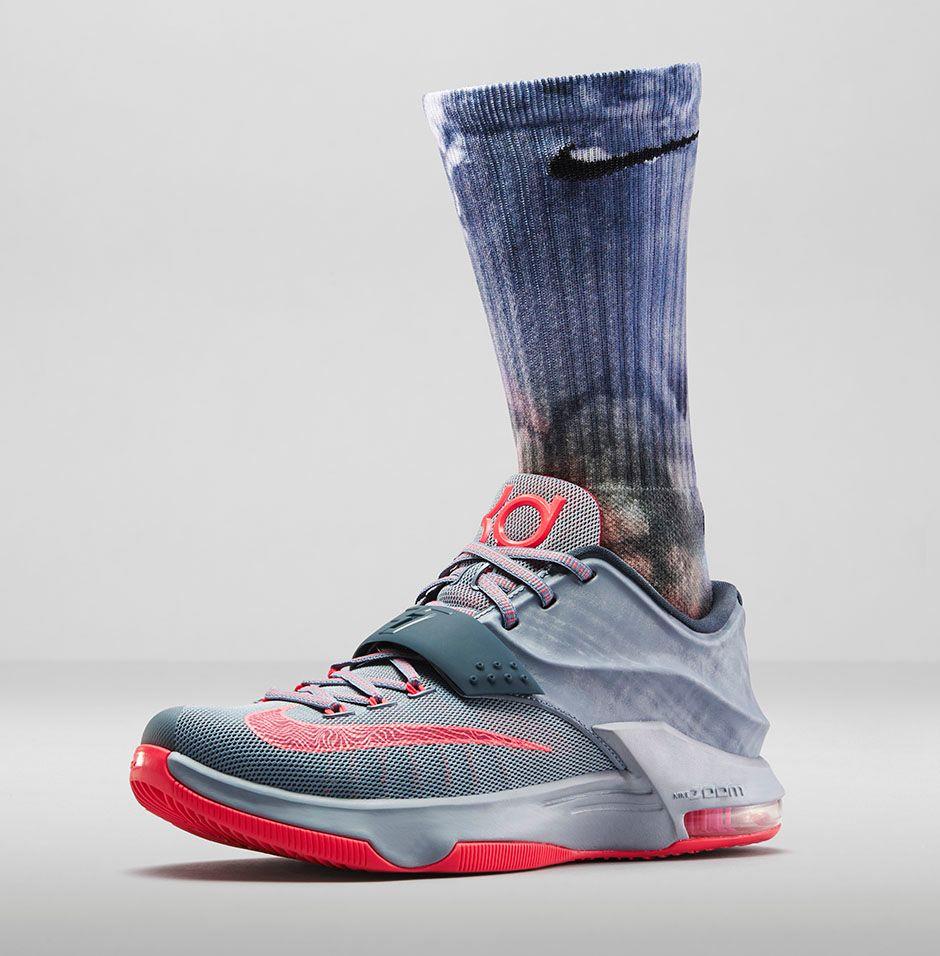 Foot Locker on X The new KD Nike Elite Digital Ink Crew Sock drops Saturday. DETAILS http t 1htP39WrEF http t ih3cDmJtRu X