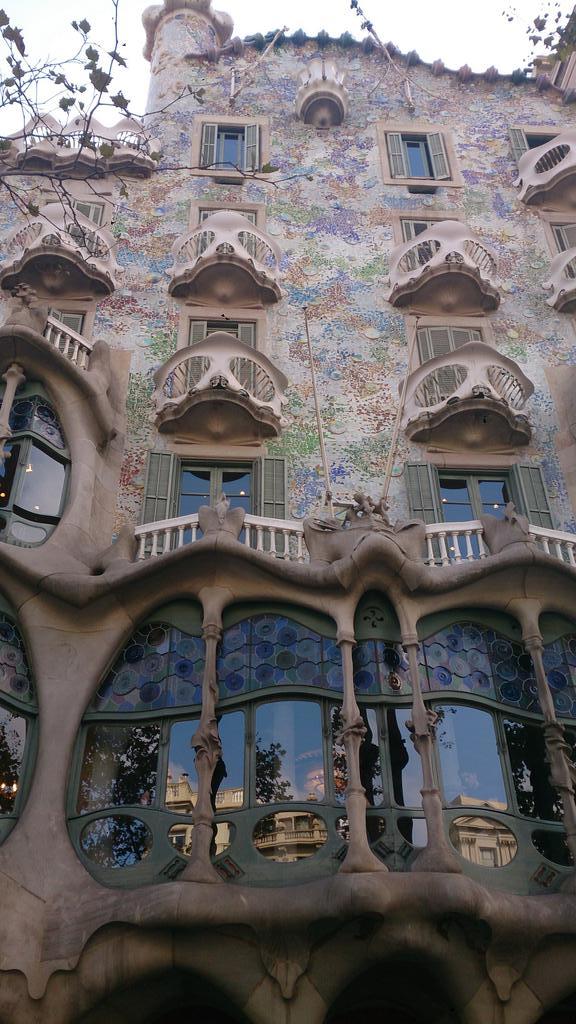 AitorItarte's tweet photo. Pues nada aqui por barcelona http://t.co/8aBDplPkpO