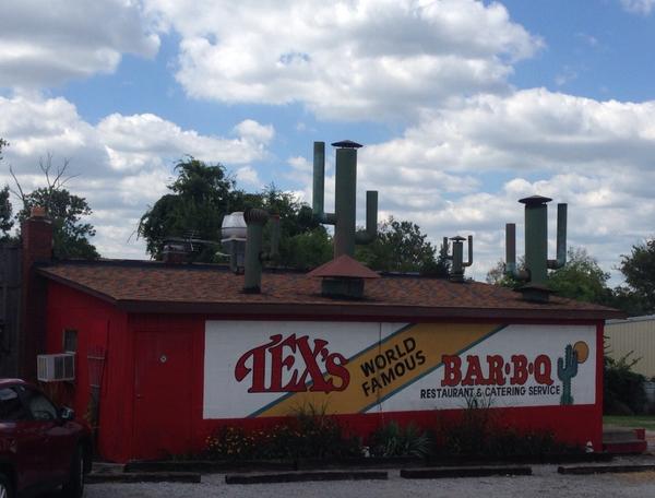 Just had an awesome lunch at Tex's. I recommend the combo platter. All the MEATS! mmm GOOD! #Nashville #Lunch