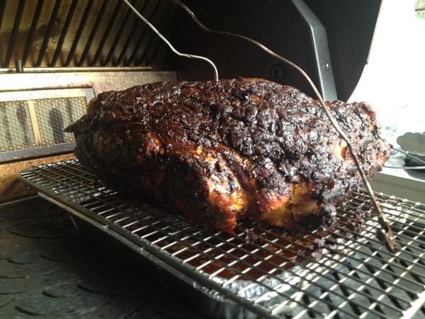 dylankier's tweet photo. Smoking a chili pasted pork butt with tequila barrel wood on a @KalamazooGrills at @bonfireurban http://t.co/Xk0bwp3lGa