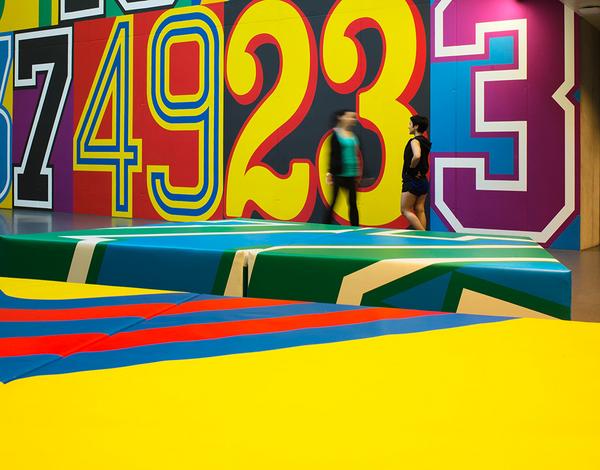 designboom's tweet photo. büro uebele / @andreasuebele energize an @adidas gym with big, bold #graphics http://t.co/uBWtzoZ0Mb #design #sport http://t.co/WfNcXxiSA6