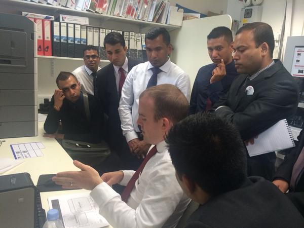 AsadFactor's tweet image. Hands On with Space and Range with Ian at @TescoSmAcademy5