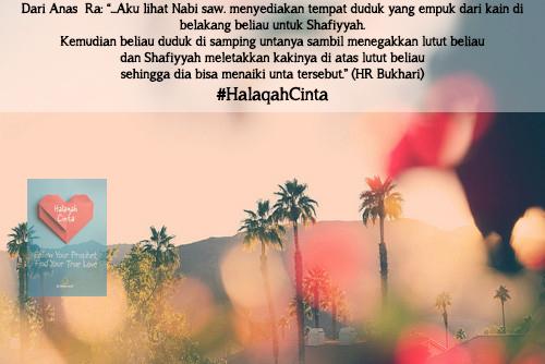 TeladanRasul's tweet image. Romantisnya Rasulullah yg menjadikan lututnya sebagai tangga bagi istrinya menaiki unta #halaqahcinta