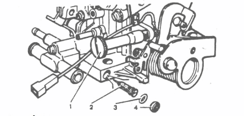 Винт холостого хода 2107 карбюратор. Регулировочные винты карбюратора ока. Винт холостого хода гольф 2. Винт регулировки холостого хода 2106. Регулировочный винт холостого хода.