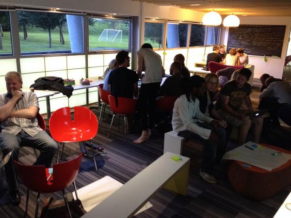 wesleyburden's tweet image. Great #codeHarbour, doing an exercise based on API&apos;s.