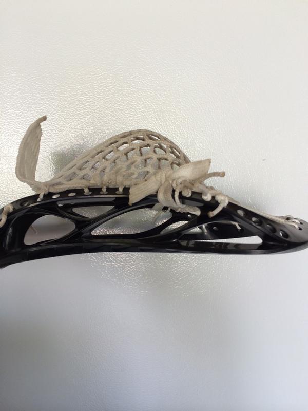 hhstrings's tweet image. An @victoryearned Clutch elite X with @THRONEOFSTRING 15mm white mesh. Took a little to find right shooters