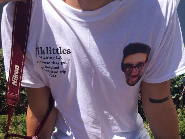FAKEKELLYK's tweet photo. @HonestNumber of the Tiklittle Family Reunion mashup photos #perfectten #HonestTiklittleDisneyReunion http://t.co/WtocOKWheD
