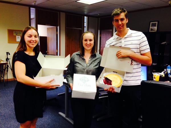 EnableEnergy's tweet image. Thanks for a great summer - hard work and fun! Interns enjoying wonderful pies from #auburn Ikeda's