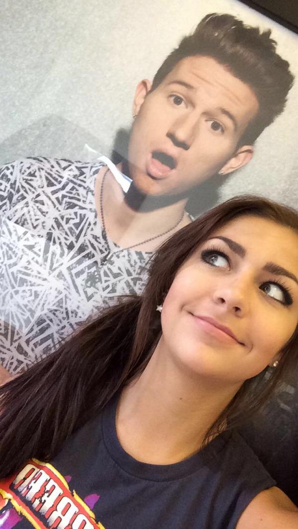 AndreaRussett's tweet image. U come here often @RickyPDillon?