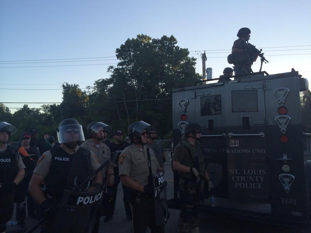 Bu9bNWCCYAE4jFG.jpg:large