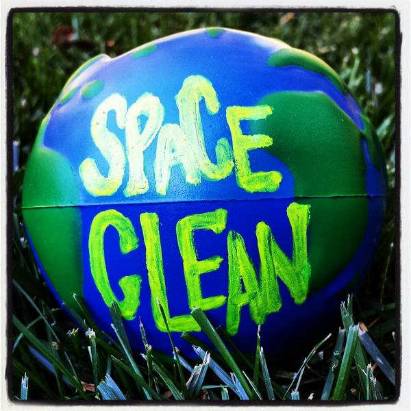 SpaceCleanTeam's tweet photo. @stayoccupied #RT #JoinUs #TeamSpaceClean  @spacecleanteam #SpaceCleanTeam #ECO  #CallToAction! http://t.co/BZcZ35IImL