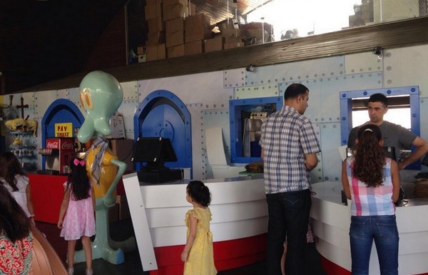 UberFacts's tweet photo. A restaurant based on the Krusty Krab has opened today in Ramallah, Palestine. http://t.co/Gt4jy6CECz