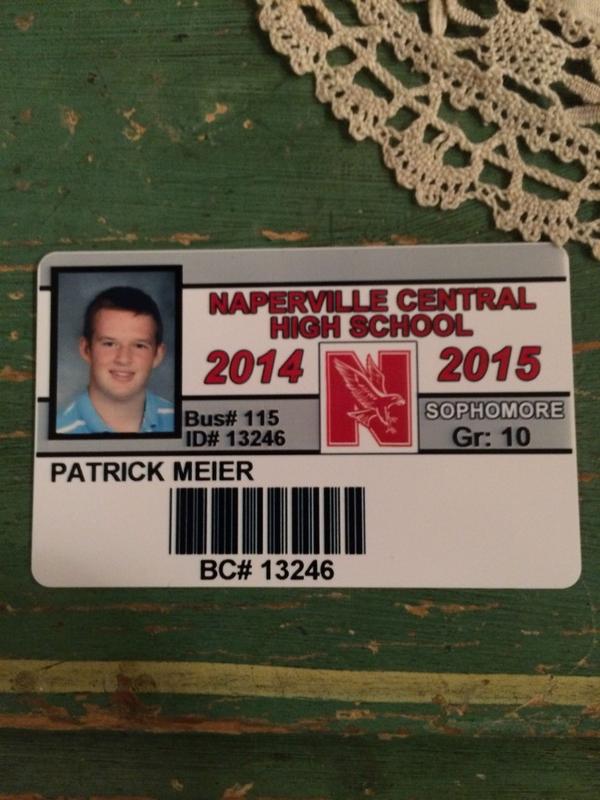 nickkramer_10's tweet image. "Pman eat a snickers, you're not you when you're hungry"