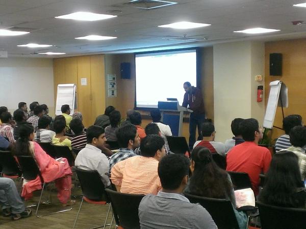 banerjeeamit's tweet image. Another good turnout for the #SQLBangUG meet today! Today its all about #Azure!