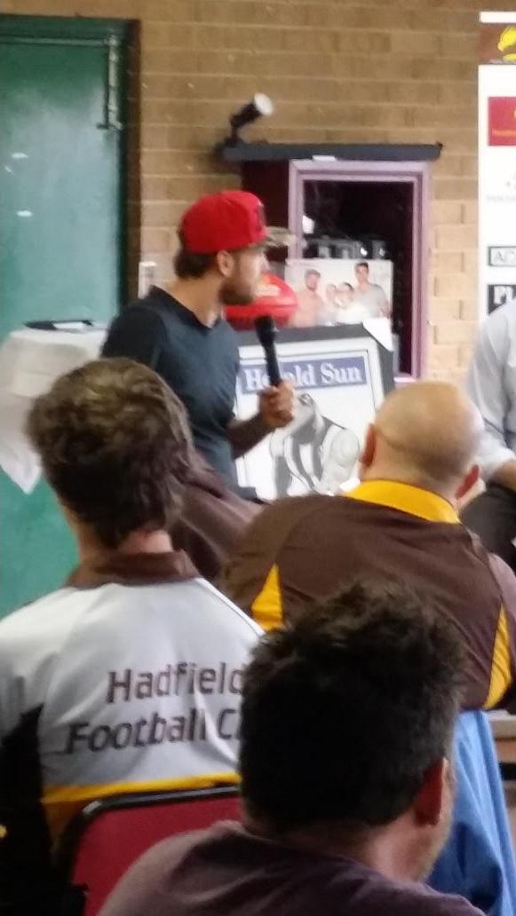 Hadfieldfc's tweet photo. Dane Swan down at Haddy. @Hadfieldfc http://t.co/Hsb1L1IzcC