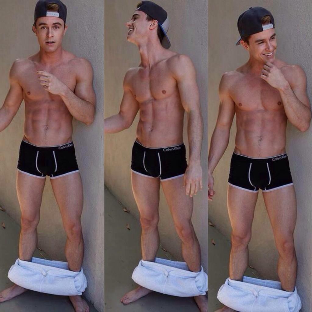Happy birthday to the hottest deputy on beacon hills ( dont tell to papa stilinski or mccall ) ily 