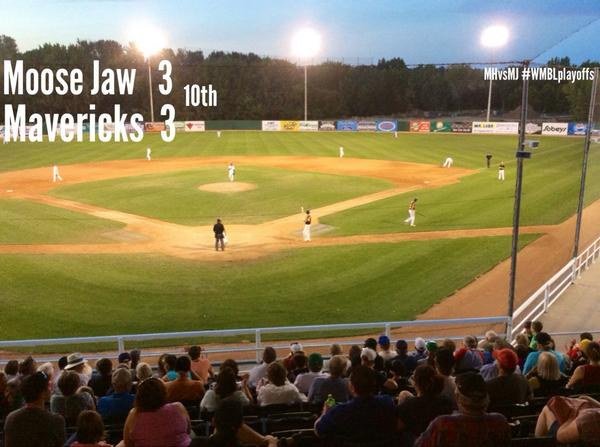 mhmavericks's tweet image. Extra innings at Athletic Park #medhat MHvsMJ #WMBLplayoffs @mjmillers