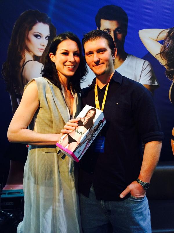FleshlightAus's tweet photo. Fans love @stoya and this fan is even happier now after receiving a Stoya Lotus @Fleshlight in person! http://t.co/5gmGTbDbVU