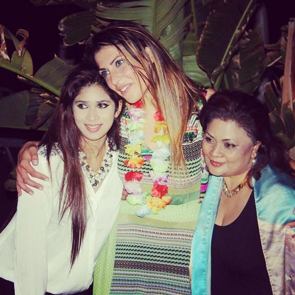 anarkalli_world's tweet photo. Take me back 2 #fregene #rome #beach #italy #party #reunited darling #friend #msitaly #2004 #beautyqueens #missworld http://t.co/wABvtmo4gx