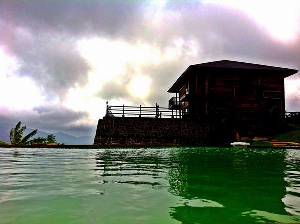 Embedded image permalink