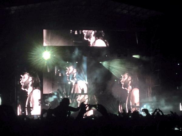 estefaniaDN's tweet photo. Conciertazo en muy buena compañía  @davidguetta @GJ_alejo @Rubengilber @MiryamDP Simplemente Espectacular!! http://t.co/RzYtLLNKW3