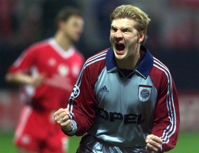   Happy 46th birthday to the legend that is... Stefan Effenberg. He was absolute nails.  cc 