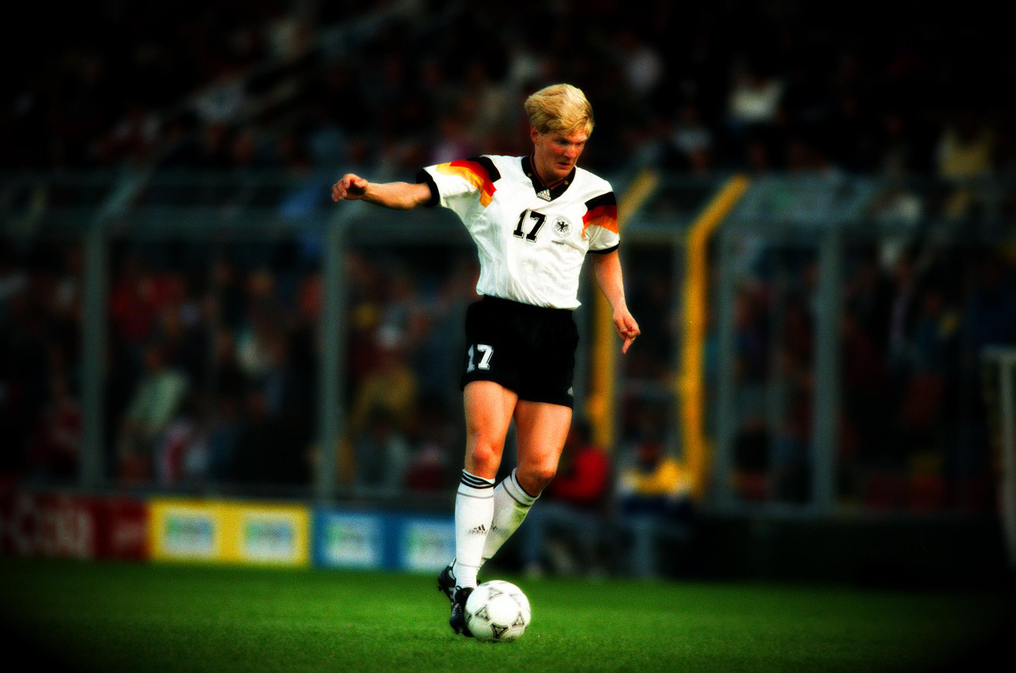 Stefan Effenberg, a EURO 92 runner-up with turns 46 today.to wish Stefan a happy birthday! 