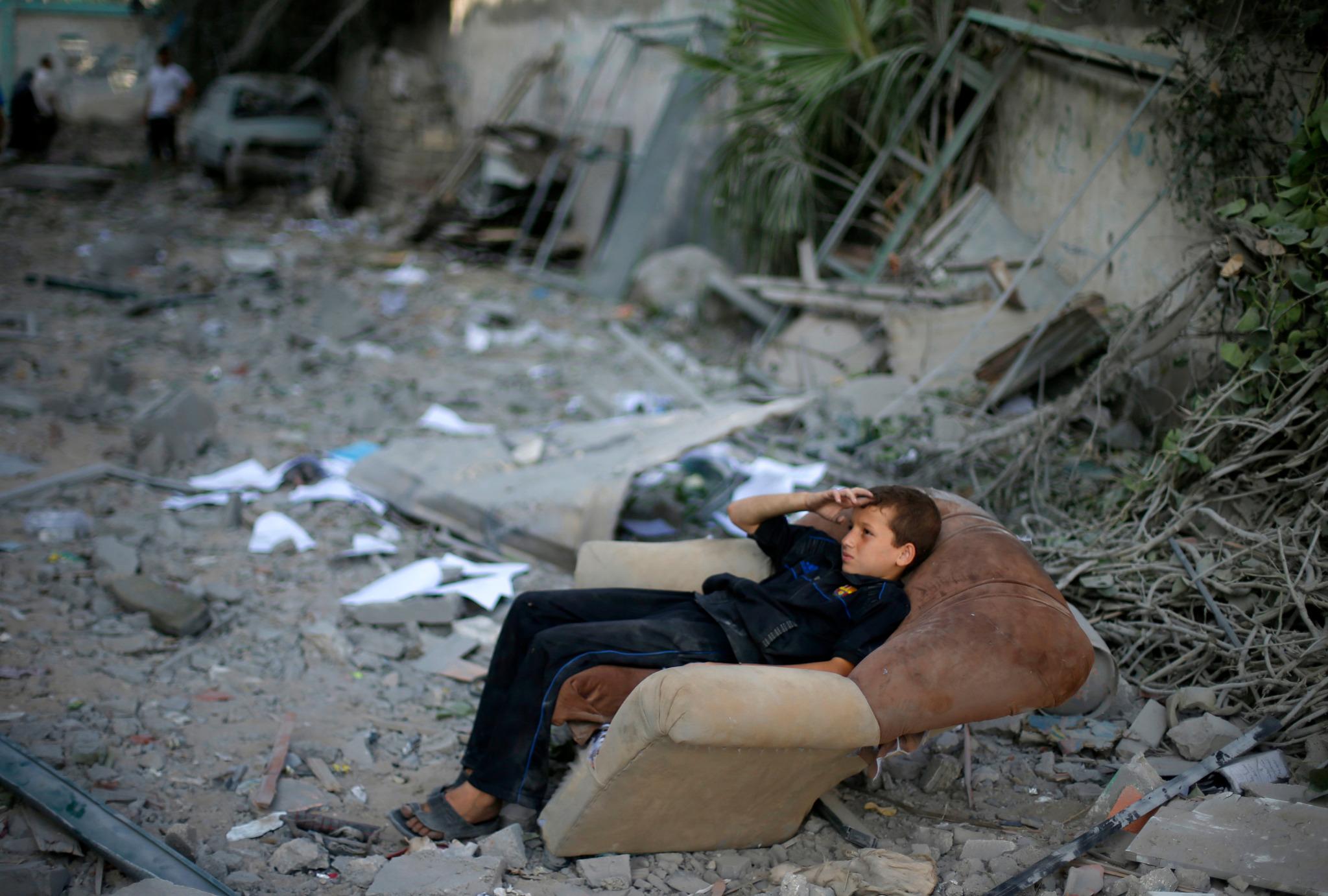 RT on Twitter: "Over 100 #Gaza civilians killed overnight as #Israel