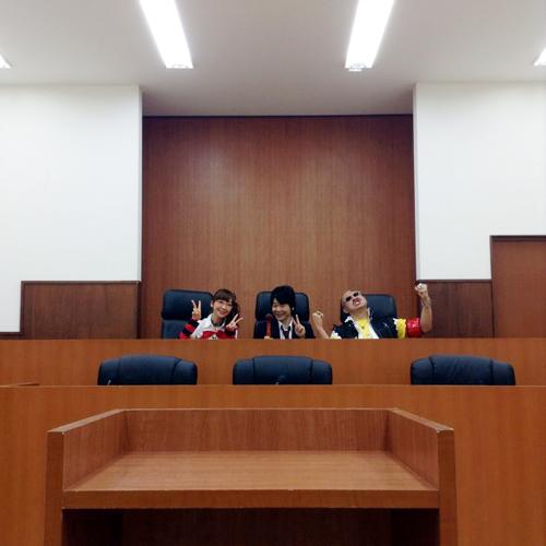 BuC4BPiCAAA7VOc.jpg:large