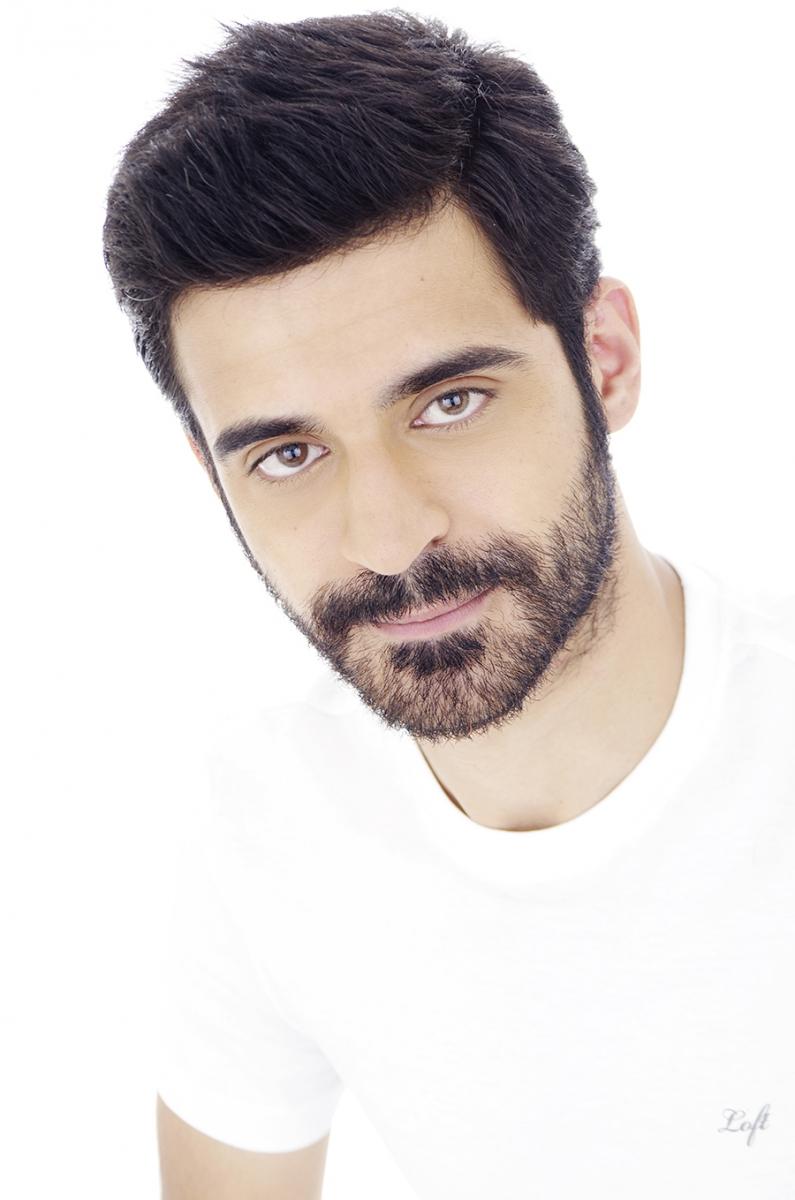 BuCHv5aCQAEHVum.jpg:large