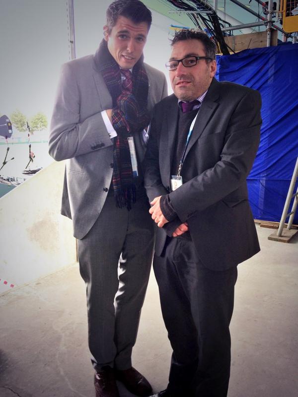 michaelkurn's tweet image. Temperature has dropped today #glasgowsummer #2014hockey thank god for the team scarf #Glasgow2014
