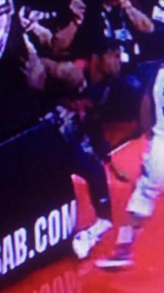 BIGB00TYBAILEY's tweet image. Paul George had it easy. #PrayforWare