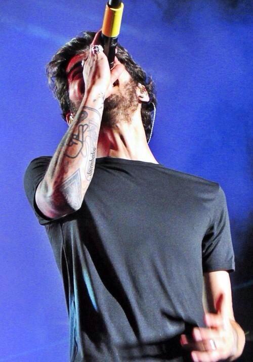 UpdatesSPIG's tweet image. Zayn en el concierto de Toronto, Canadá -Mar