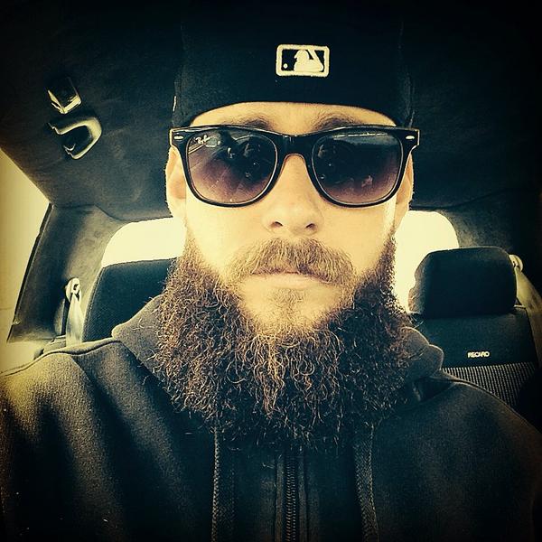 Sam_Cub16's tweet photo. @_Beard_Love_ @80beards @PierceTheBeard @InkBeards @BeardedBlokes @Top_Beard #bearded #beardclubformen #BeardGang http://t.co/xu9BXwgyuY