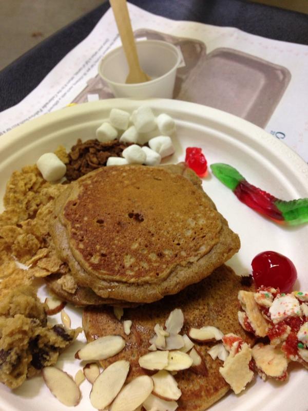 LittleHerds's tweet photo. The awesome #AndrewNovick & @denverfair are rocking the Mealworm pancakes we made w/ @wlu using @Protein2050 flour! http://t.co/TN8CDzcHA1