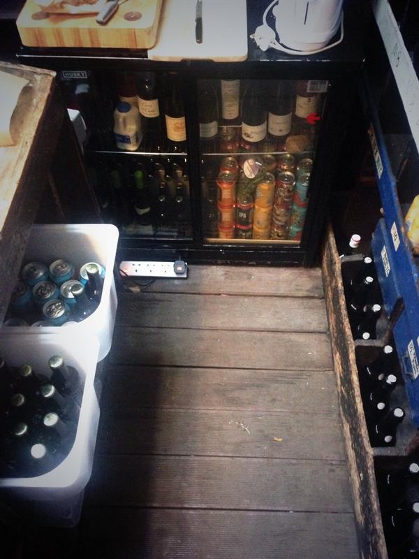 HackneyHardware's tweet image. We wanna see this empty in 4 hours.
And.... GO!